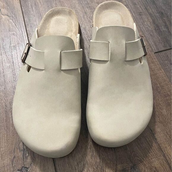 Cushionaire Cork Footbed Clog (Women’s size 9) - Picture 2 of 5